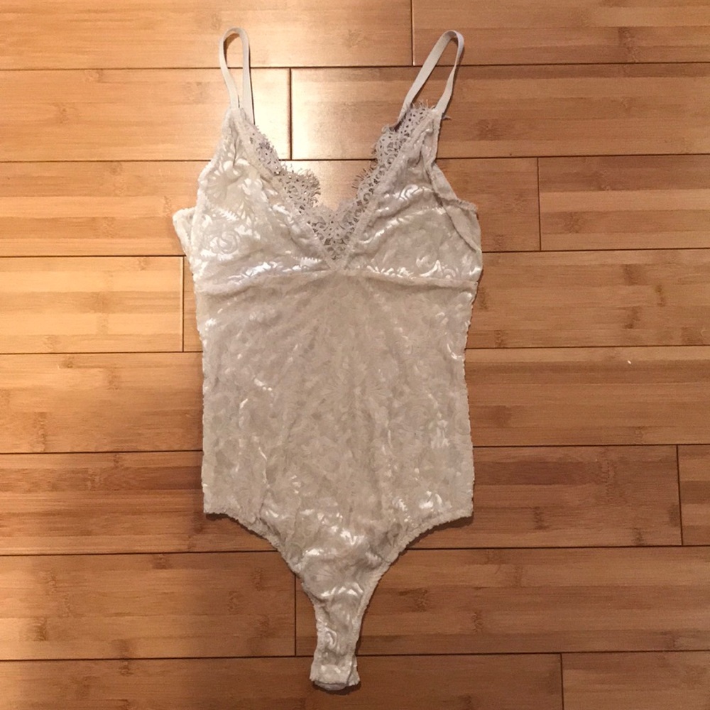 LA Hearts Champagne velvet/ lace bodysuit